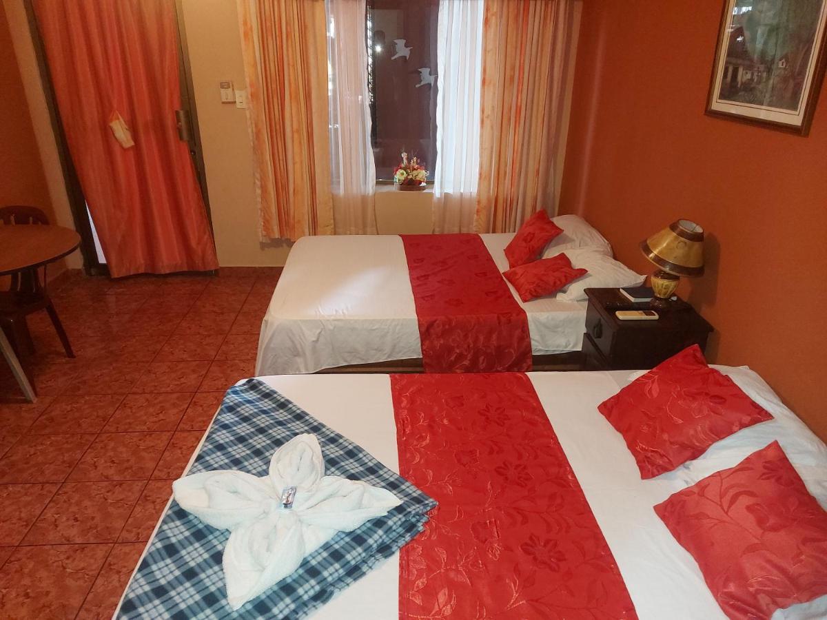 Hotel Torre Fuerte Венесия Экстерьер фото